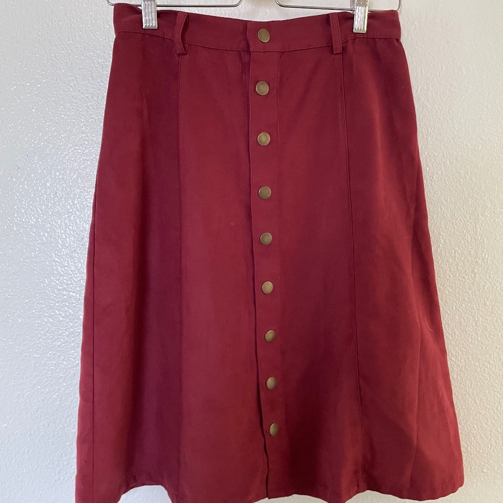 AKIRA BUTTON SKIRT